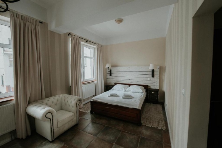 Standard Double room with view