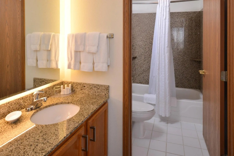 2 Bedrooms Suite