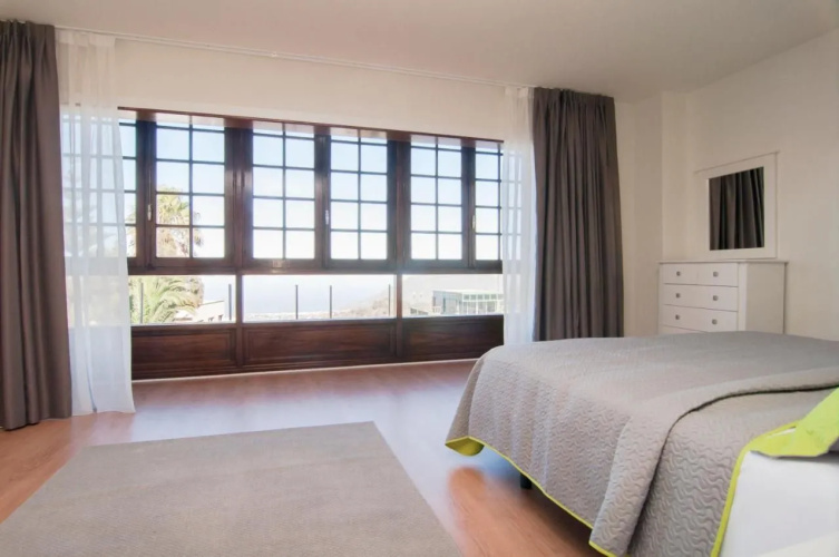 Los Rodeos Apartments