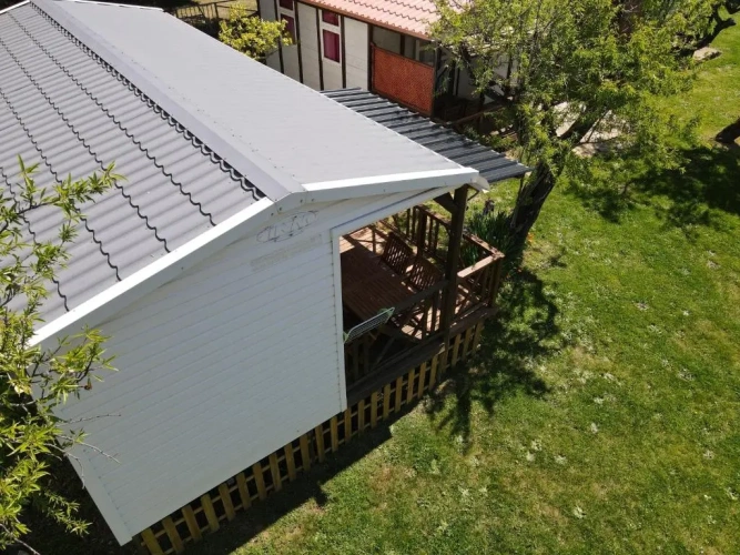 Bungalow with balcony and with view