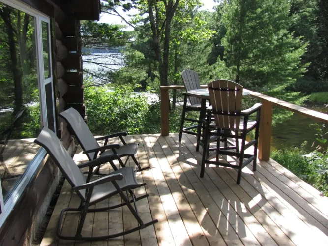 Waterfalls Lodge