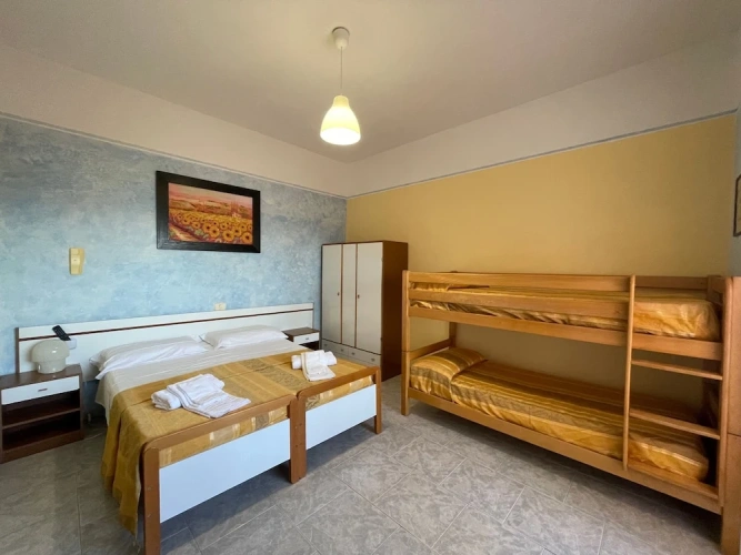 Classic Quadruple room with balcony