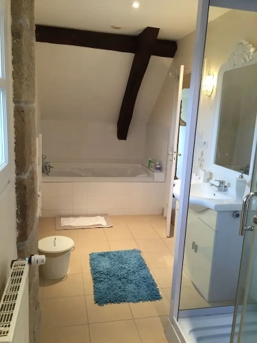 2 Bedrooms Deluxe Apartment with river view