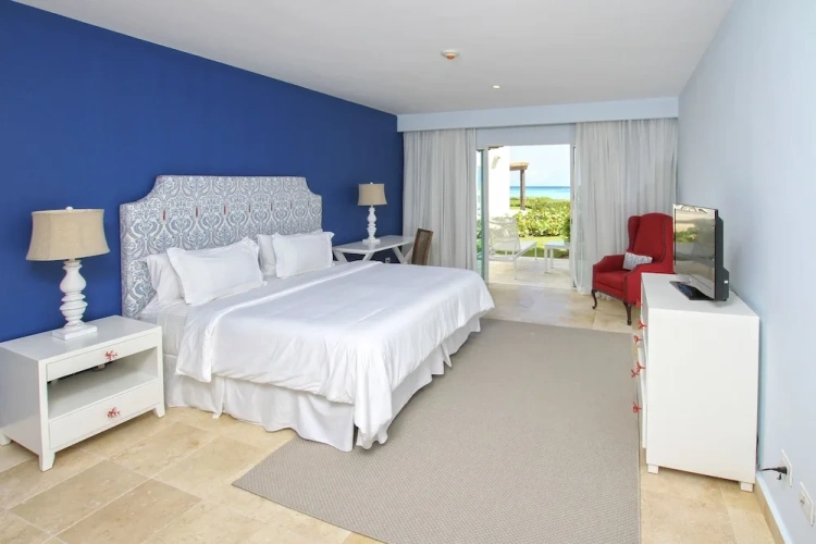 2 Bedrooms Double Apartment with sea view