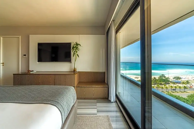 Deluxe Suite oceanfront