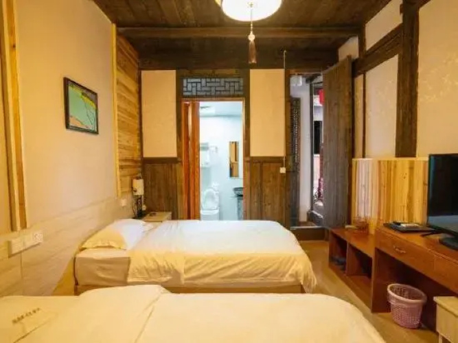 Wanzai Ancient Lane Inn