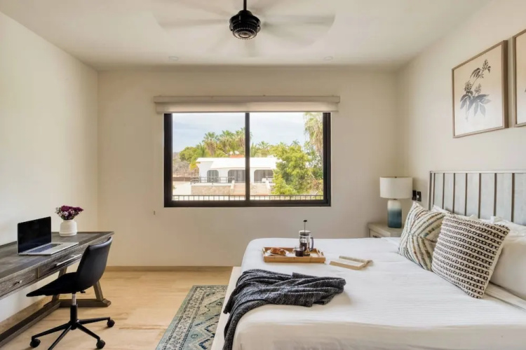 Group Apt #13 #16, no View, 3br, 12 pax