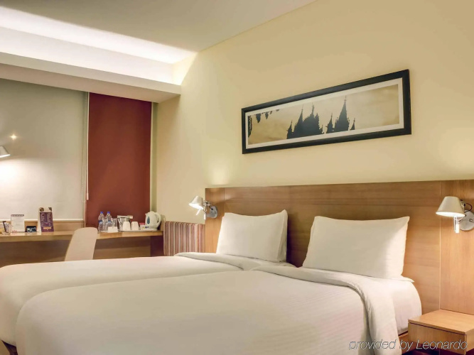 ibis Mumbai Airport Hotel