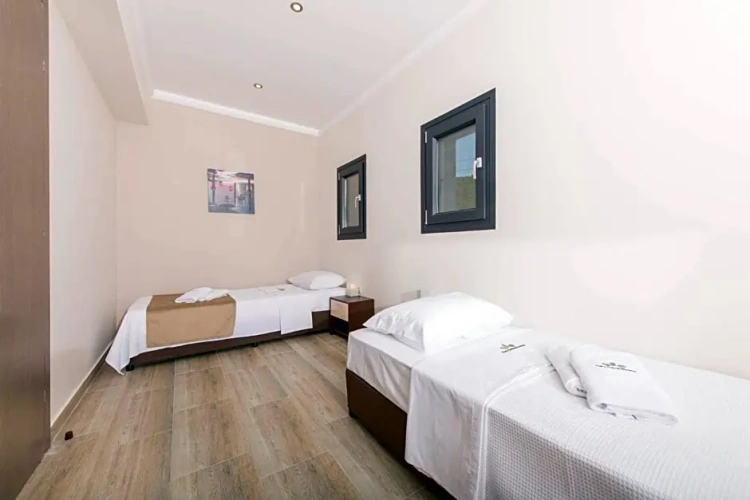 Economy room