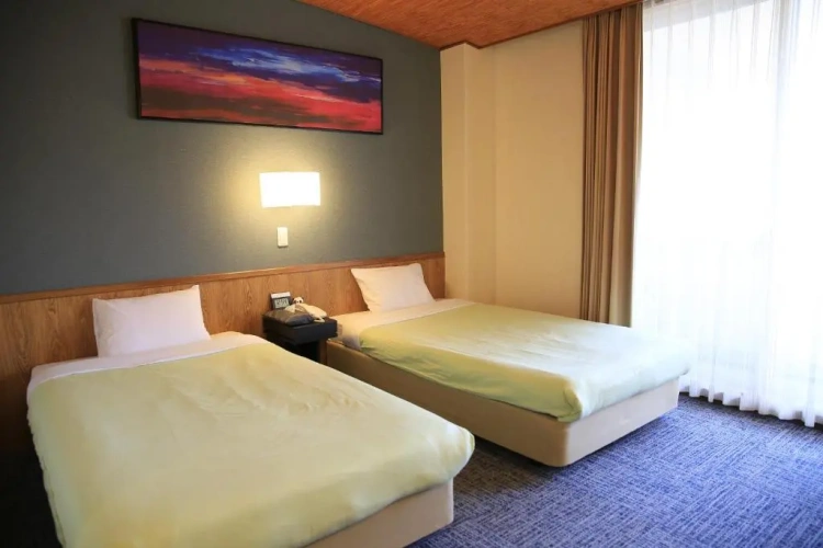 Standard Twin room with sea view