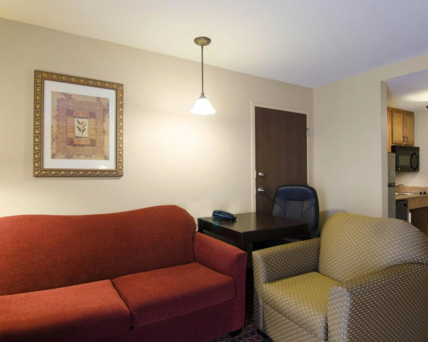 Comfort Suites Batesville