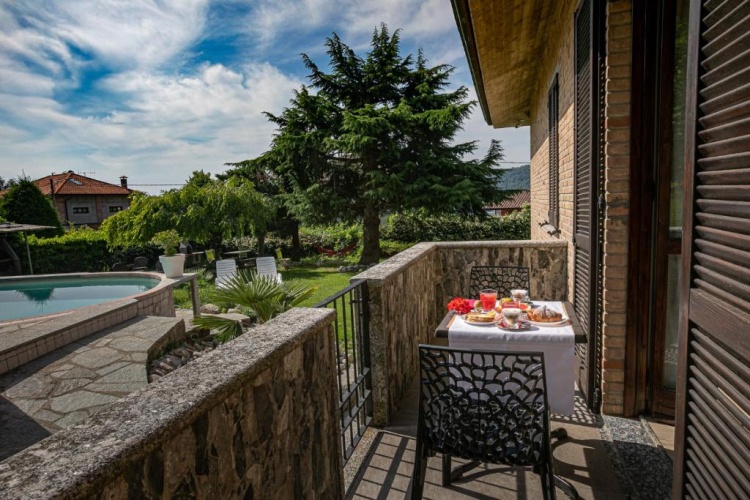 Superior Double room with pool view