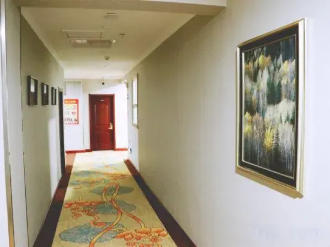 Korla Ruixin Express Hotel