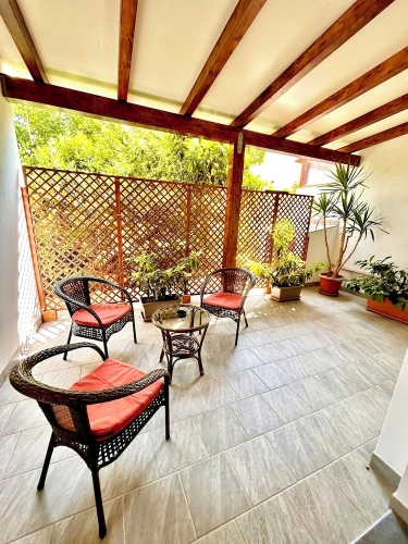 2 Bedrooms Suite with garden view