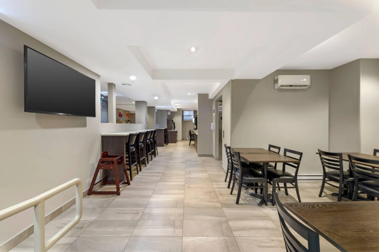 Quality Inn Centre Ville photo 18