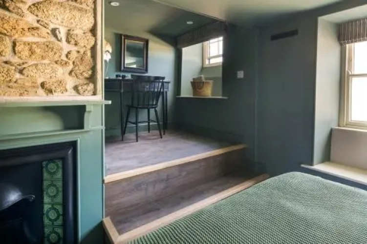 Seven Stars Penryn