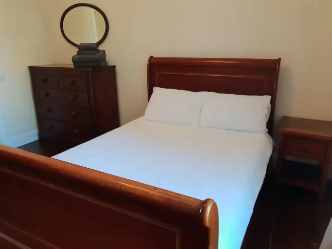 1 Bed Colony Apartment Stockbridge