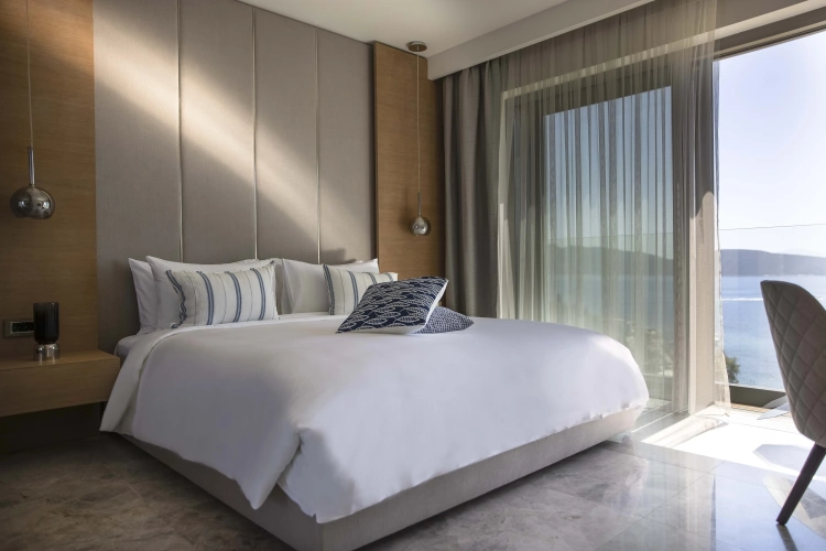 2 Bedrooms Suite with sea view