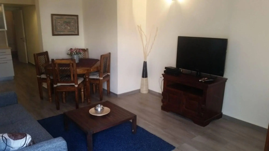 Michelle Suites