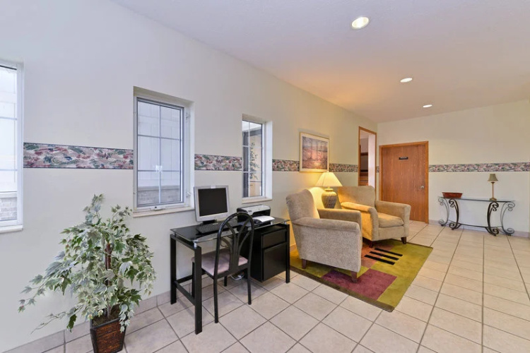Americas Best Value Inn & Suites