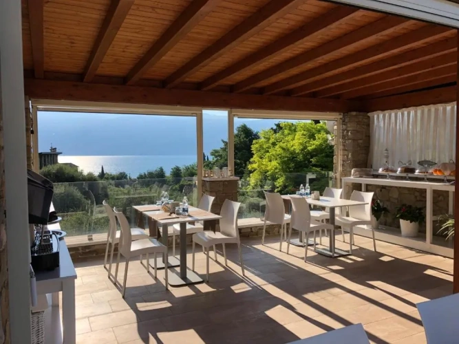 Standard Double room with garden view