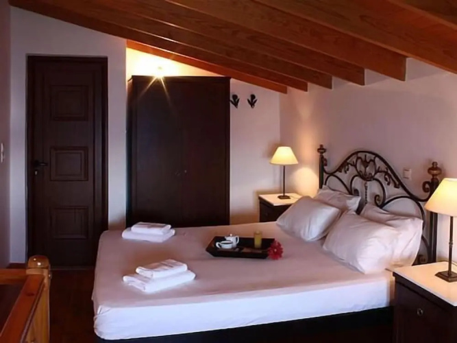 Hotel Kekrifalia