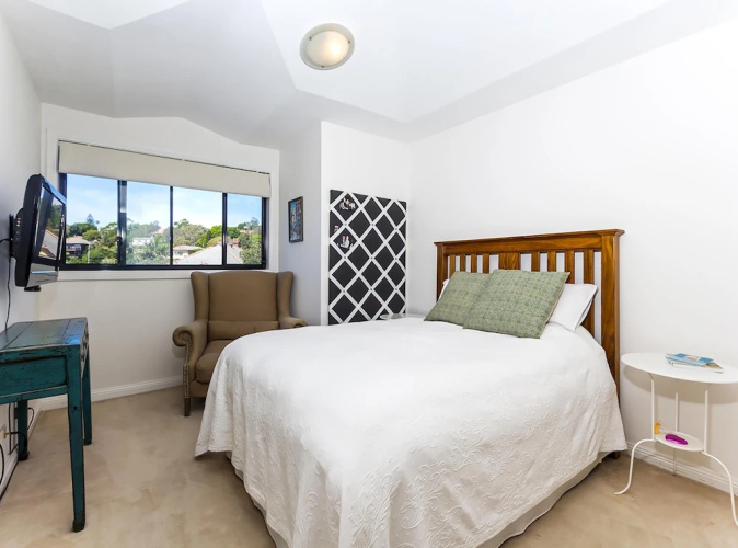 BONDI BEACH RETREAT (016i)