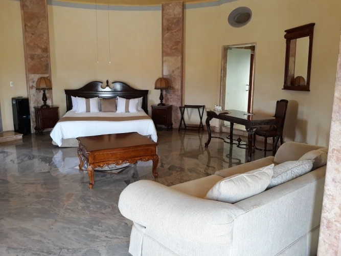 Deluxe Double Suite with garden view
