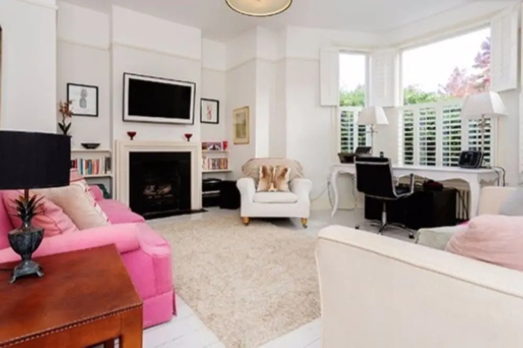 4 Bedroom Flat In Notting Hill