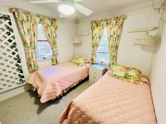 OAK Avenue 33
