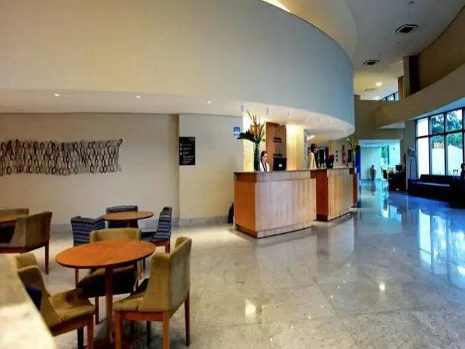 Bristol Recife Suites & Convention