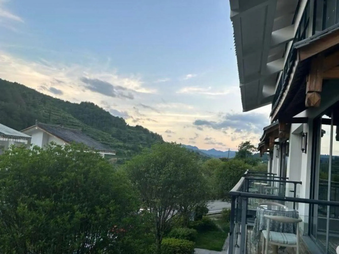 Hewan Hot Spring Hotel