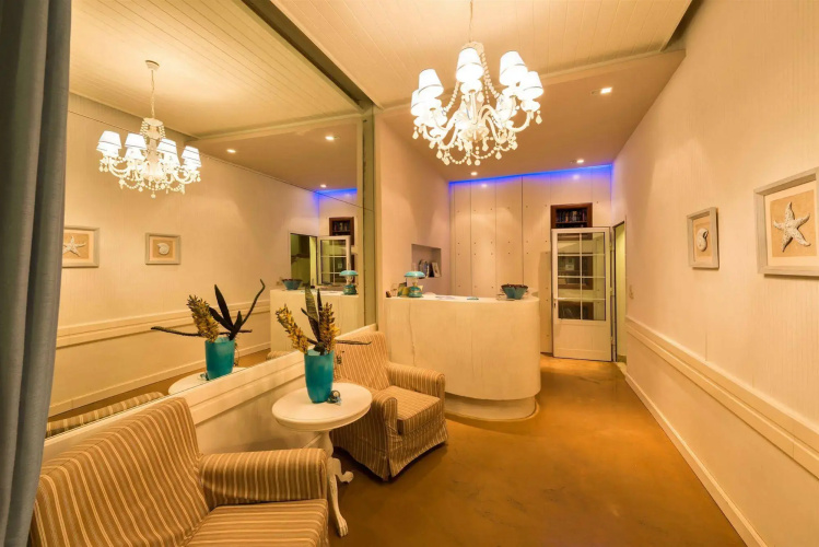 Oasis Beach Hotel