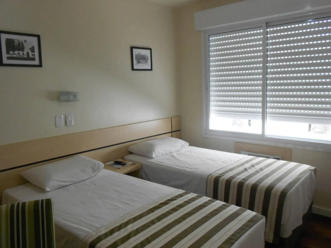 Colossi Hotel