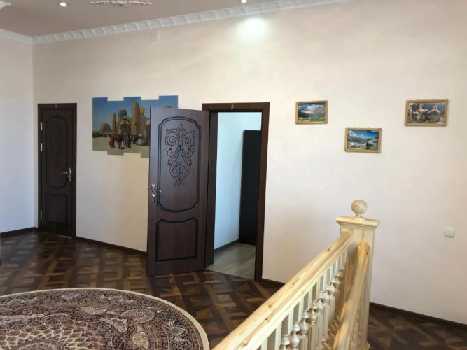 Saroy Guest house