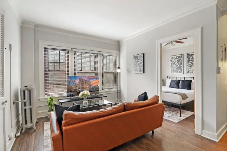 1 Bedroom Apartment