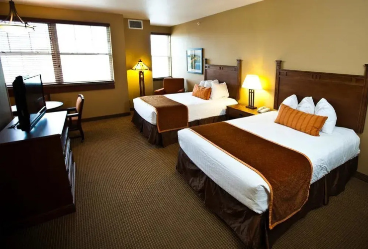 Honey Creek Resort
