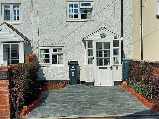 Meadow View Cottage