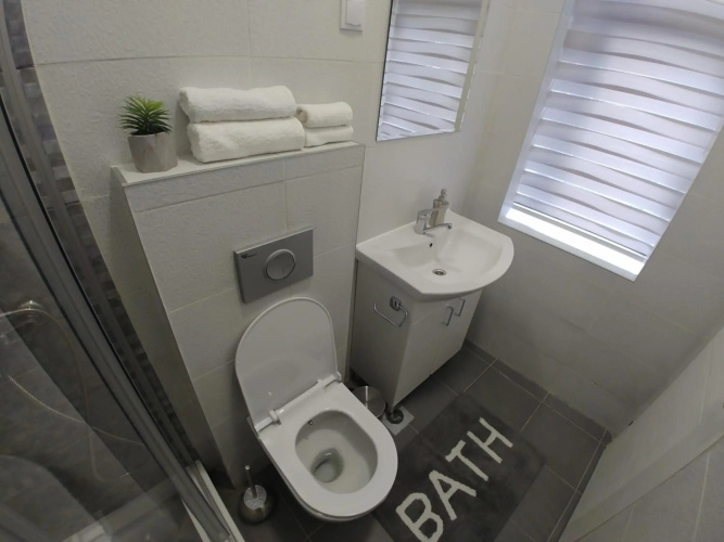 Apartments Sari