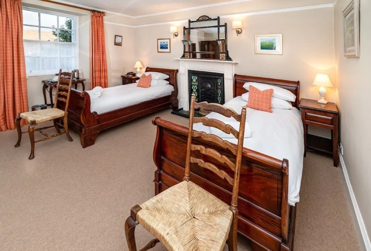 Classic Twin room