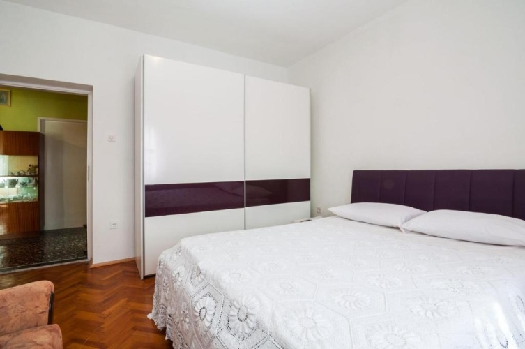 1 Bedroom Apartment with balcony