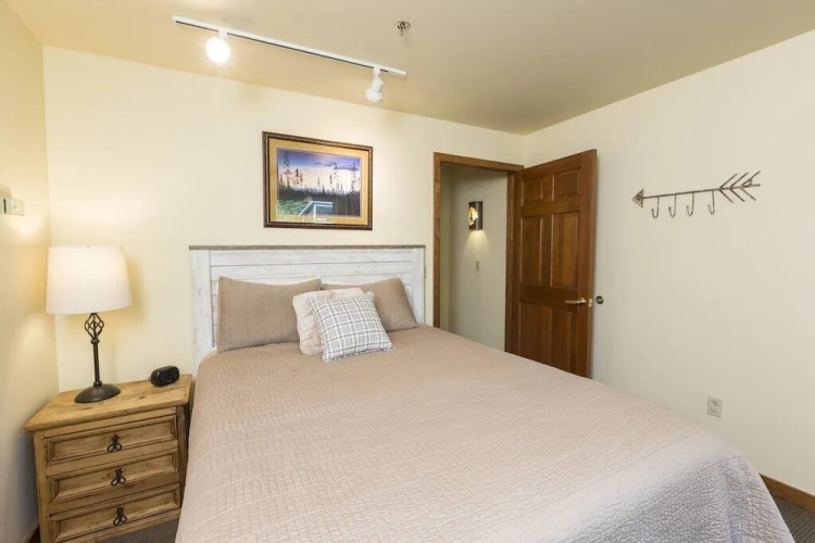 Kintla 202 - 3 Br Condo