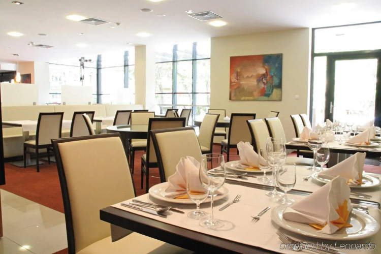Impiq Hotel