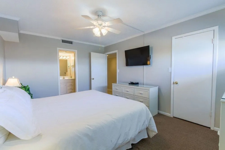 Gulf Shore Condo #709