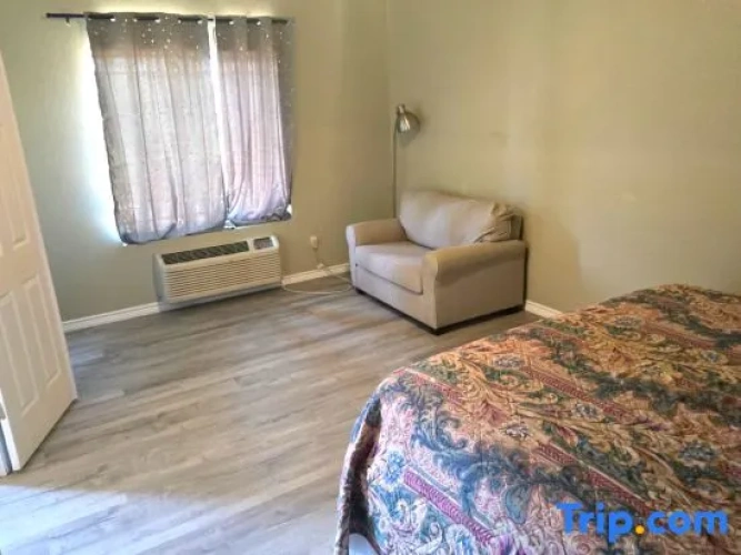 1 Bedroom Double Apartment