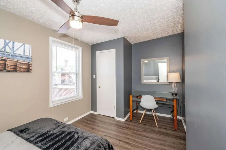Monmouth Loft 4