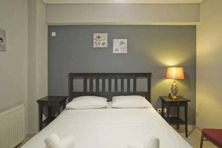 Seaside Apartment in Piraeus