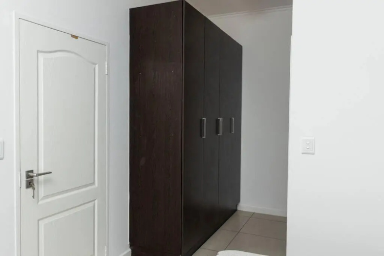 Alimama Spaces: the Manson's Greenstone