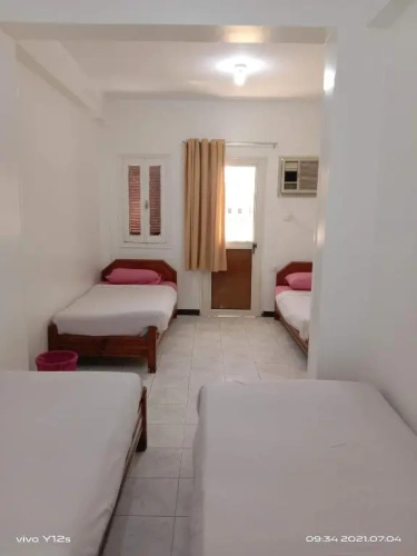 Bed in Dorm with balcony and with view