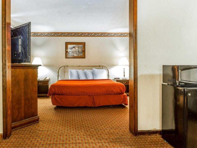 Deluxe Double Suite